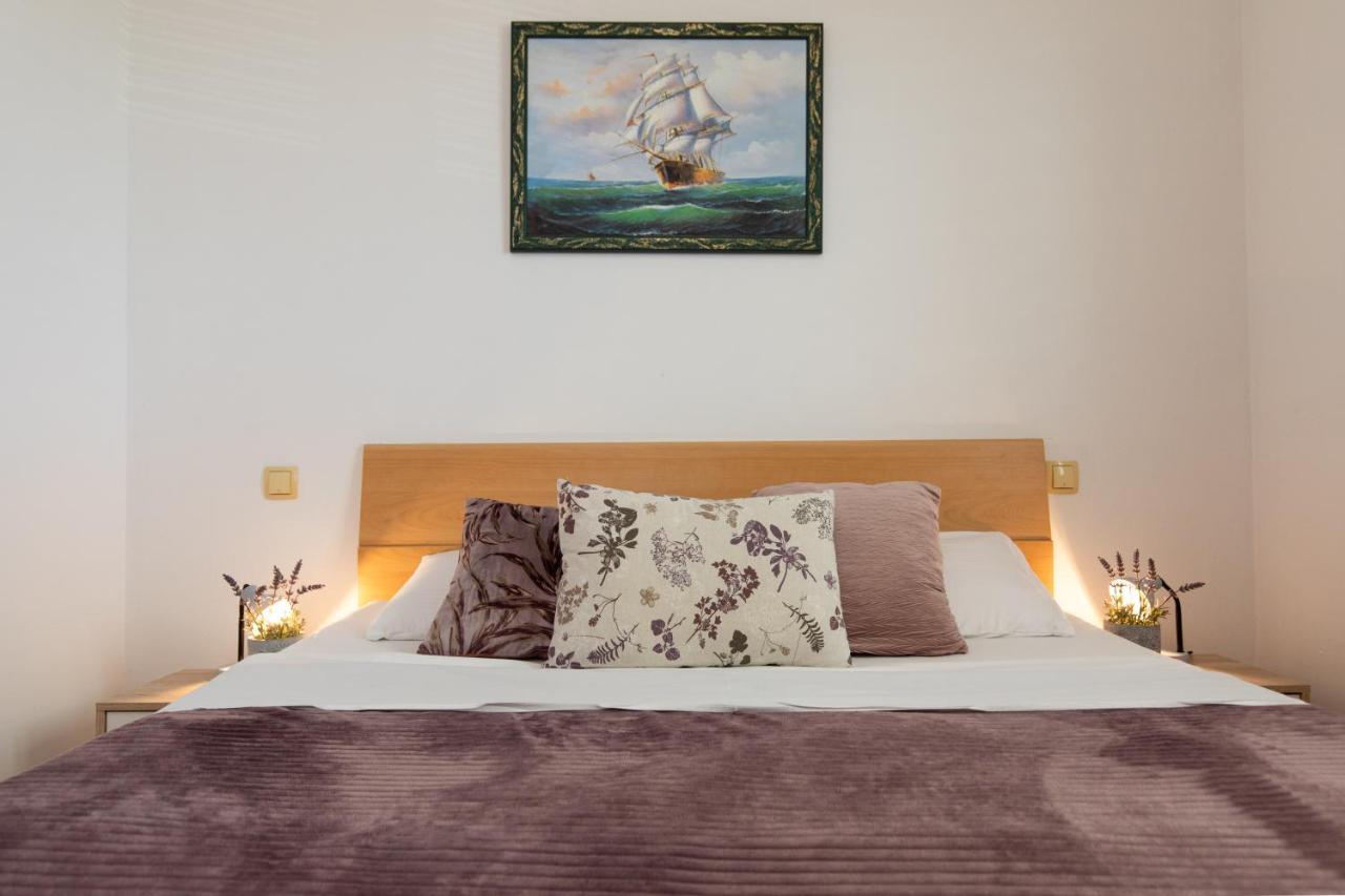 Apartment Filip クルク エクステリア 写真