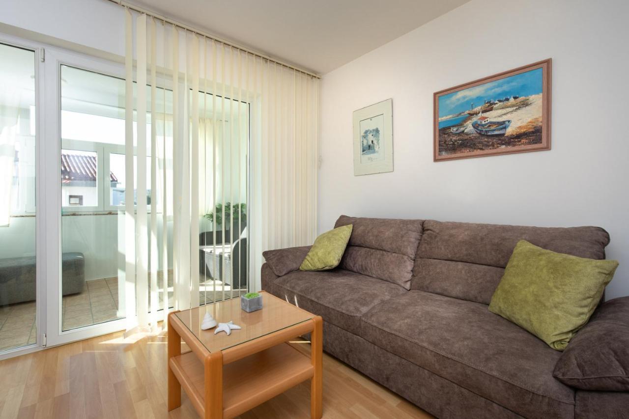 Apartment Filip クルク エクステリア 写真